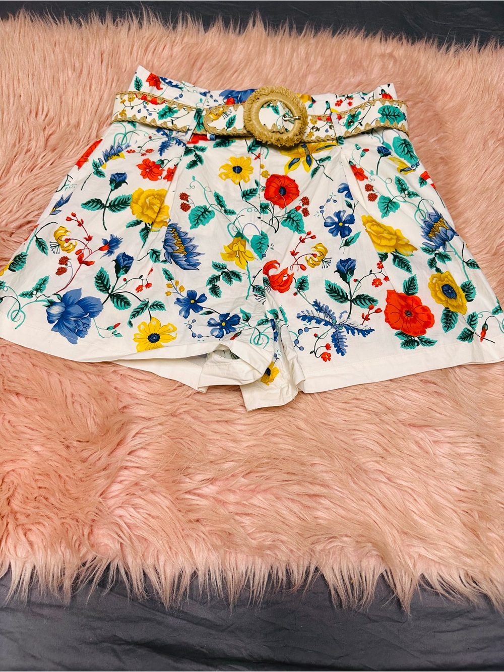 Cara Cara White Floral High-Waist Shorts with Multicolor Blooms - Picture 6 of 13